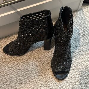 Donald pliner open toe bootie heels